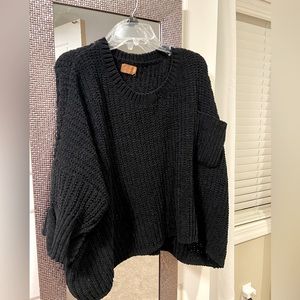 POL sweater size small